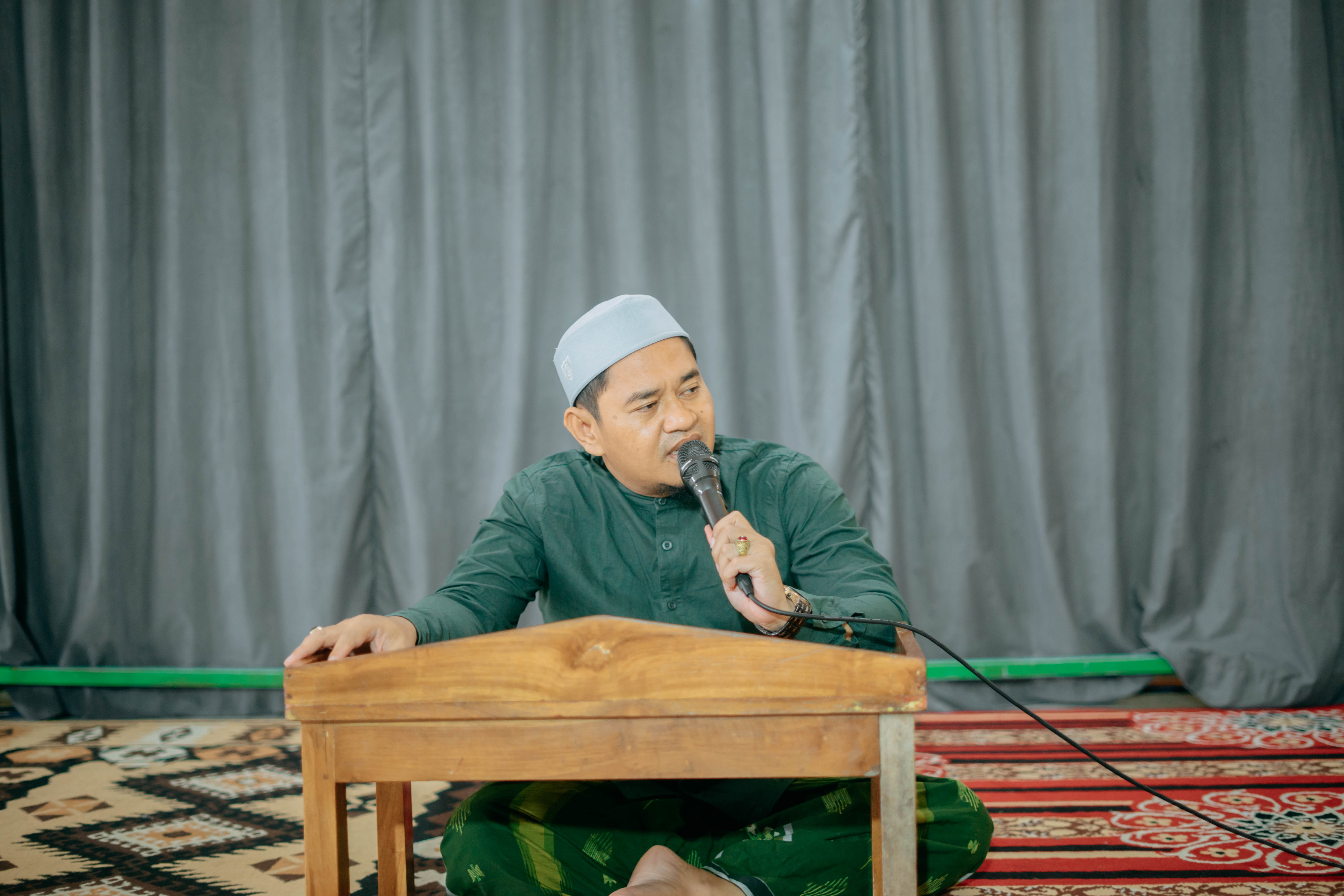 Sang Guru Bangsa